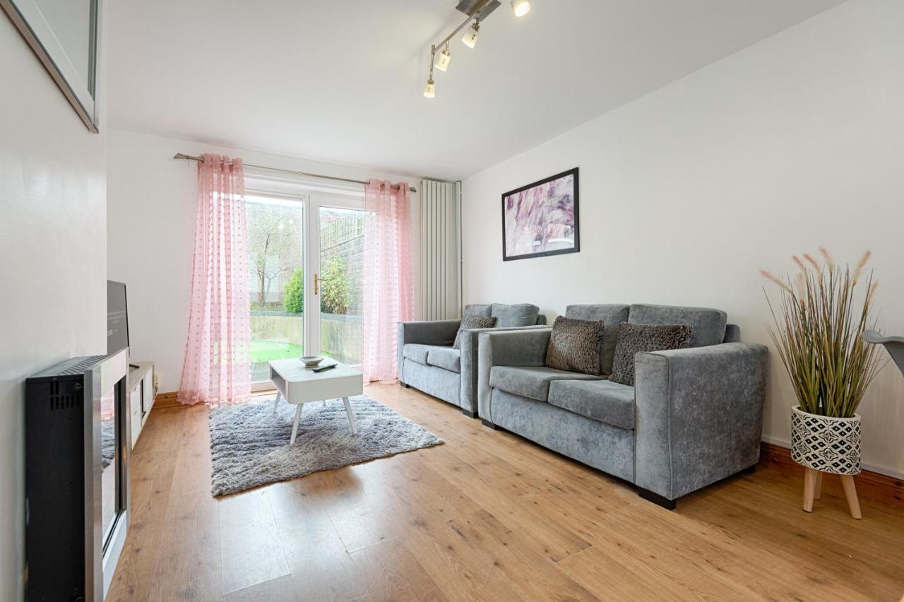 Private Parking, Garden, Close To Beach! Swansea Eksteriør billede